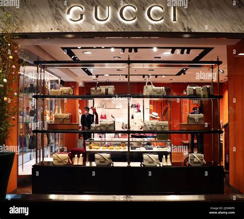 foto di gucci bologna|Bologna Galleria .